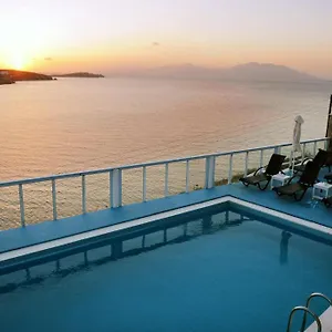 Vana Holidays 2*, Ornos (Mykonos) Greece