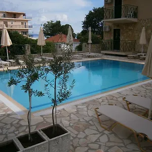 Petros Studios 2*, Poros (Kefalonia) Greece